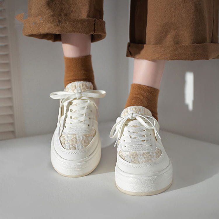 Japanese Style White Thick Bottom Leisure Sports Board Shoes