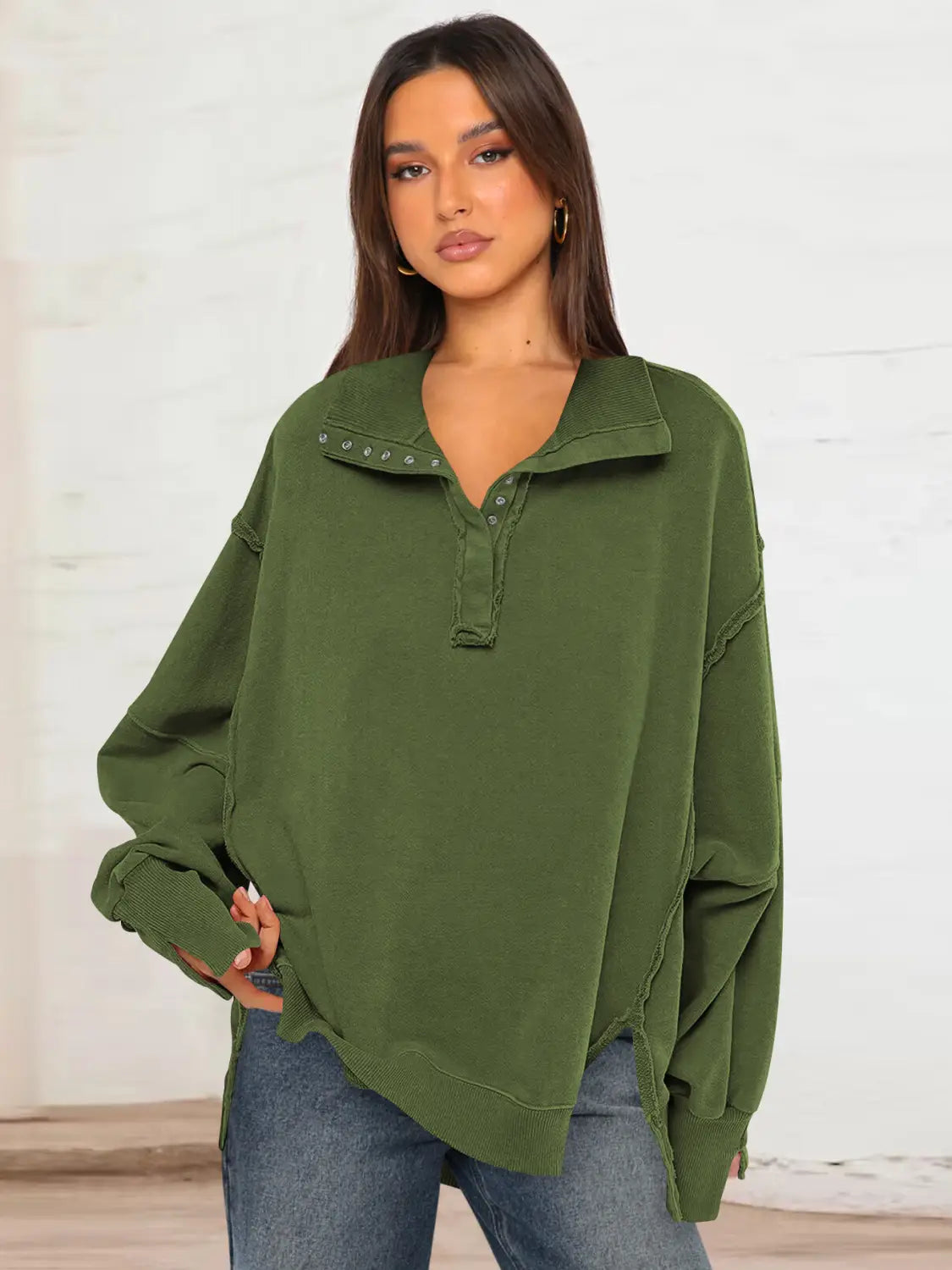Women’s Lantern Sleeve Decorative Moulding Split Lapel Sweater