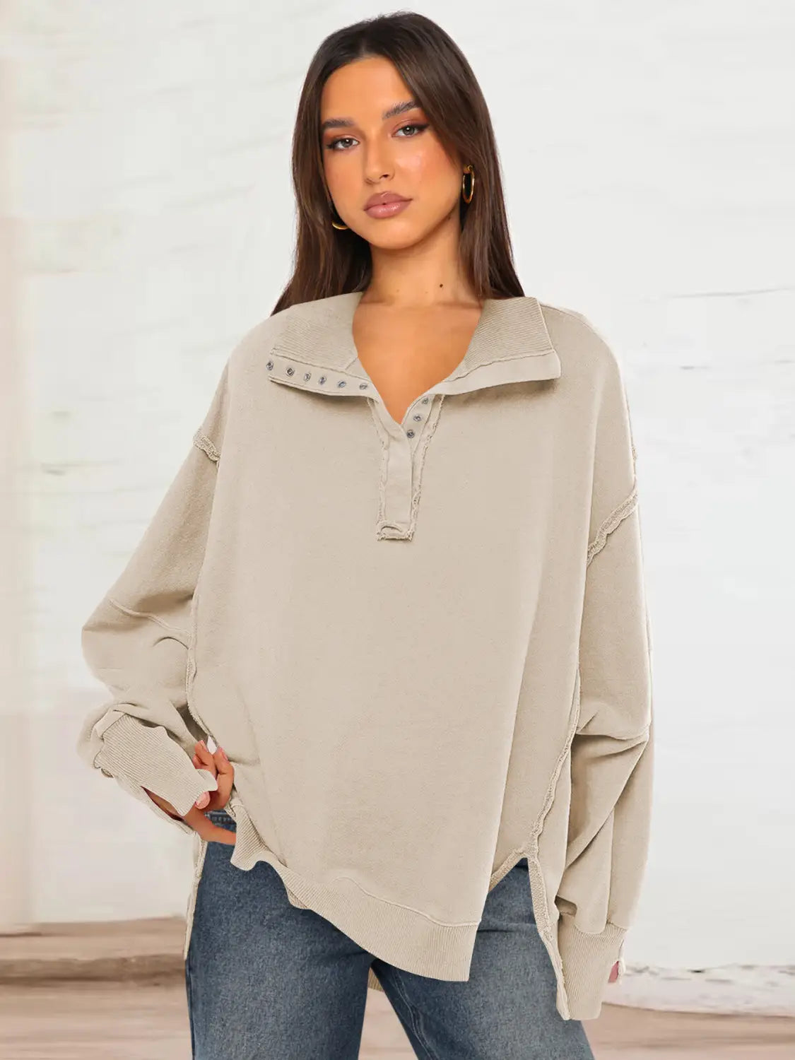 Women’s Lantern Sleeve Decorative Moulding Split Lapel Sweater