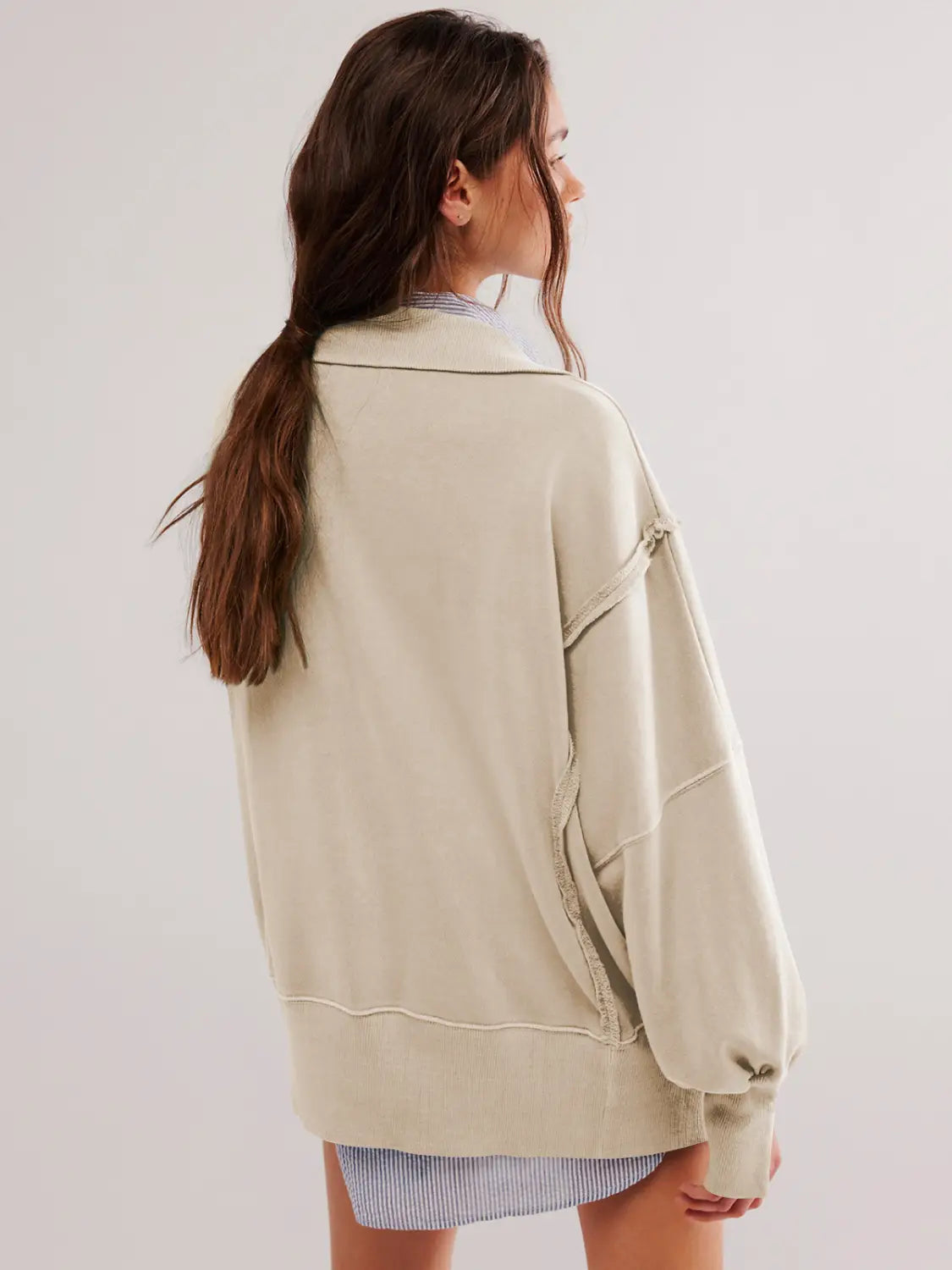 Women’s Lantern Sleeve Decorative Moulding Split Lapel Sweater