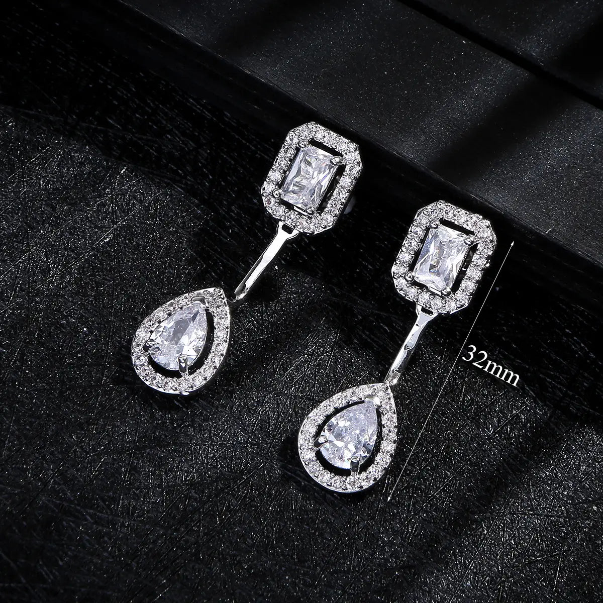 925 Silver Needle European Style Fashionable Exquisite Micro Inlaid Zircon Water Drop Necklace