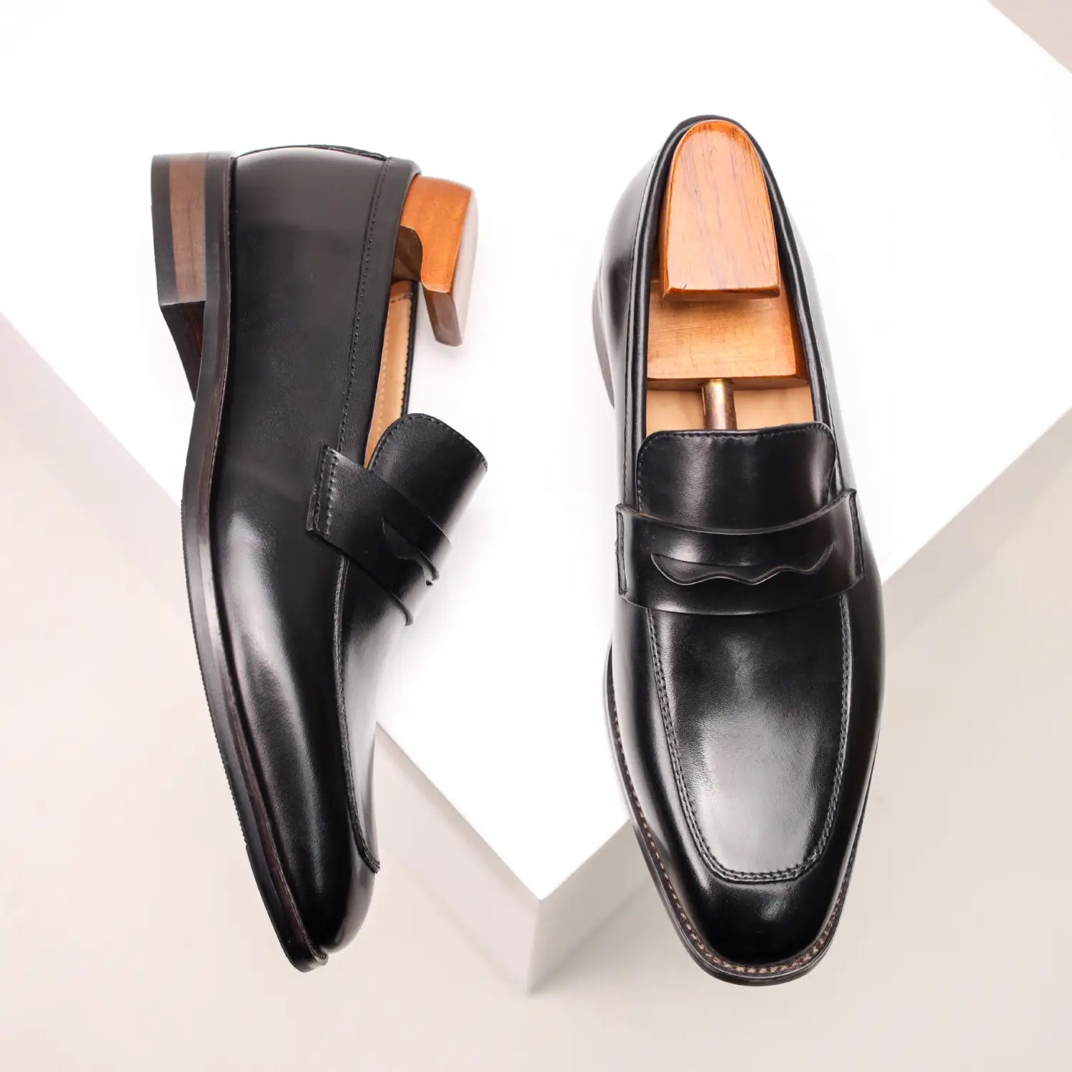 Men’s Leather Shoes Business First Layer Cowhide Lazy