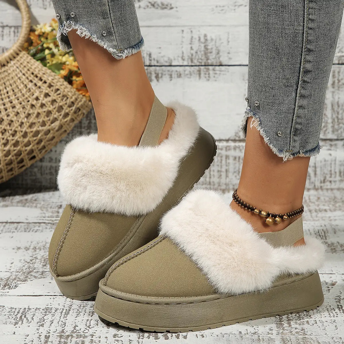 Winter Plush Home Slippers With Back-heeled Elastic Band Design Fashion Round Toe Flat Garden Shoes Warm Floor Slipper