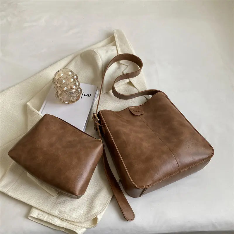 Large-capacity Bucket Fashion Women’s Cross-body Bag Fashion Womens Shoulder Bag Autumn And Winter Handbag