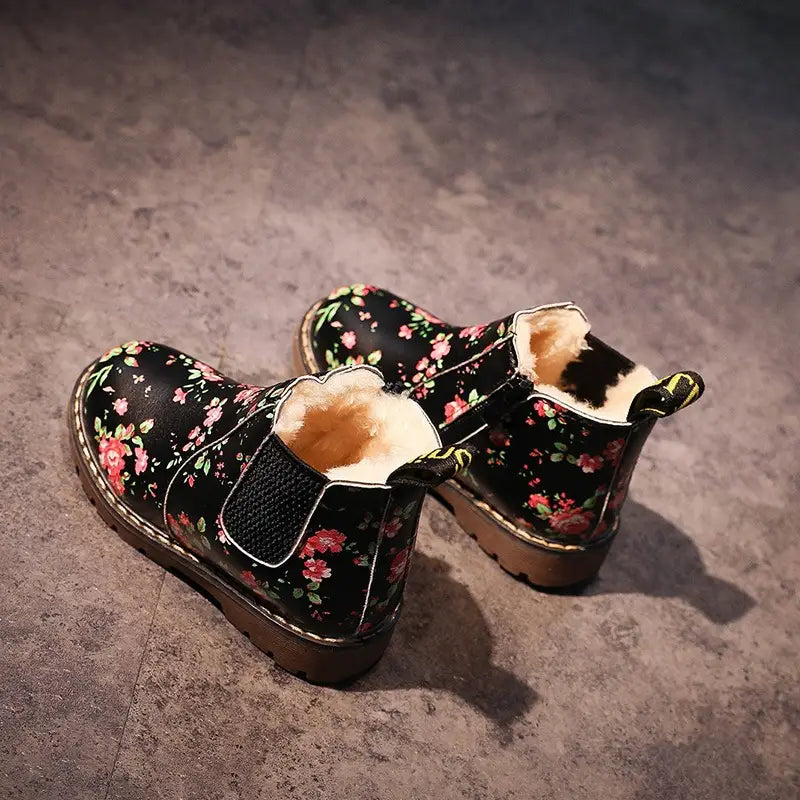 Girls’ Autumn Martin Boots