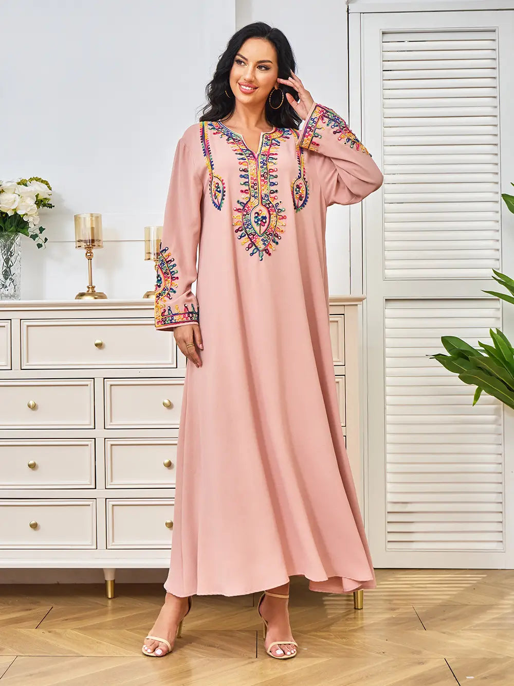 New Female Dress New Embroidery Dress