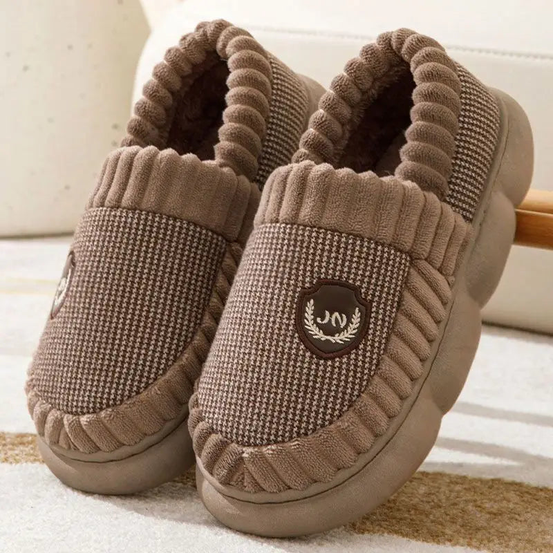 Plus Size Colorblock Plush Slippers