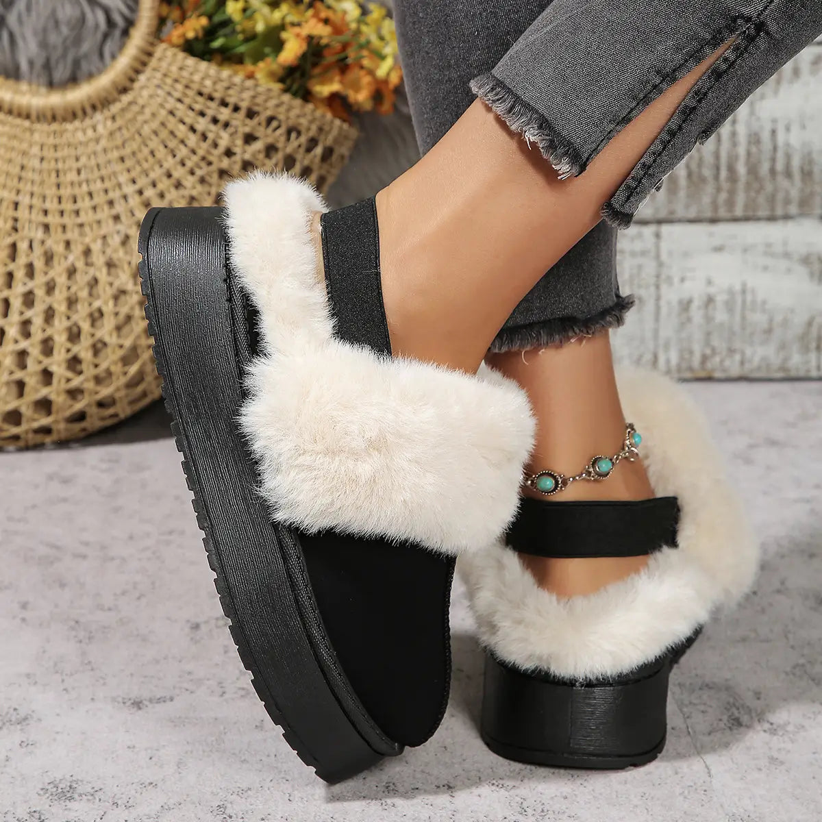 Winter Plush Home Slippers With Back-heeled Elastic Band Design Fashion Round Toe Flat Garden Shoes Warm Floor Slipper