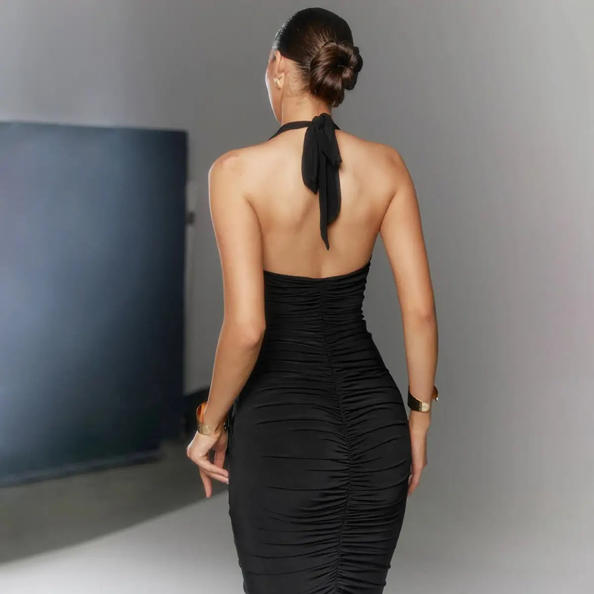 Women’s Fashion V-neck Backless Lace-up Dress