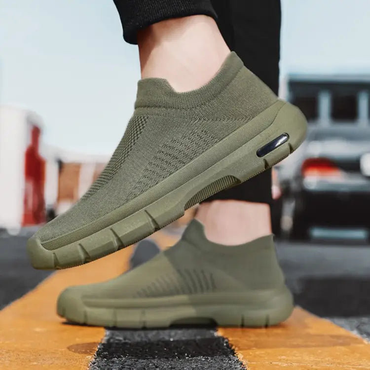 Breathable Mesh Sports Shoes Men Casual Slip-on Socks Shoes Flats Sneakers