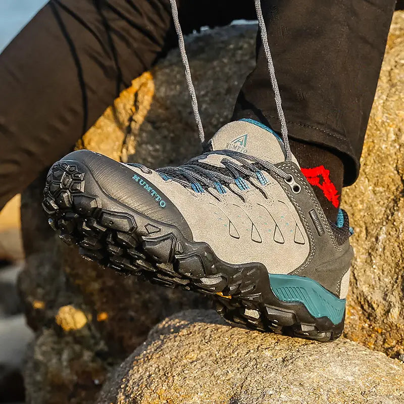 Men’s Spring And Autumn Lightweight And Wear-resistant Sports Hiking Shoes