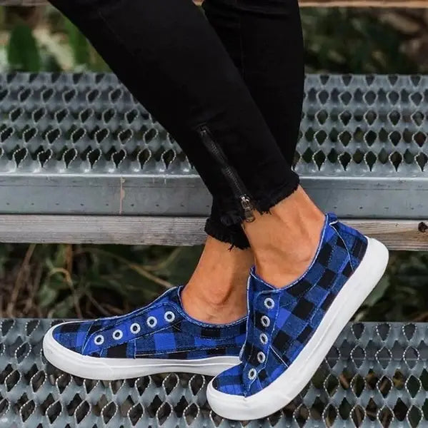 Women canvas shoes