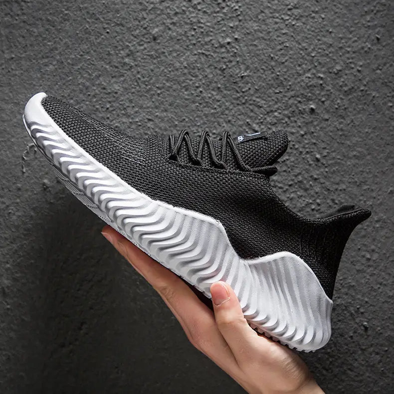 Large Size Men’s Shoes Breathable Sports Shoes Ultra-light Running Shoes New Style