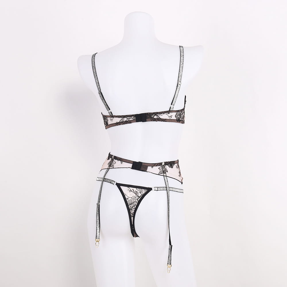 Fashion Ladies Embroidered Polyester Underwear Set