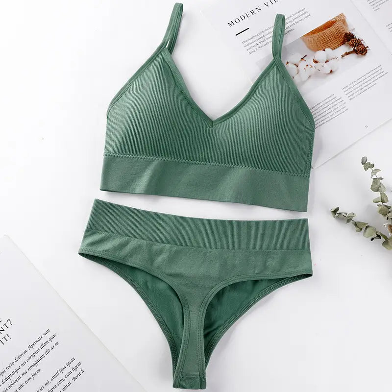 Women’s Underwear Small Chest Push-up Thin Wireless Large Size Sports Sling Vest French Triangle Cup Bra Set