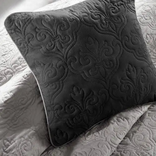 7 Piece Quilt Set With Euro Shams And Throw Pillows Beige King Cal King - 5
