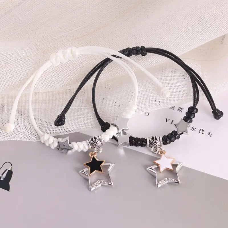 Matching star charm bracelets for couples, ideal for men and women, showcasing love.