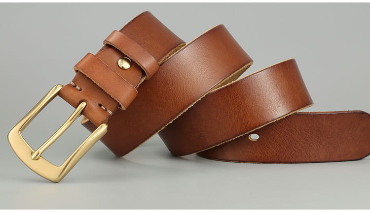 Brown leather belt with gold buckle from Handmade Casual Trend Men’s Belts Cowhide.