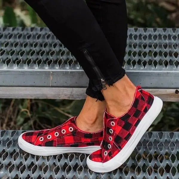 Women canvas shoes