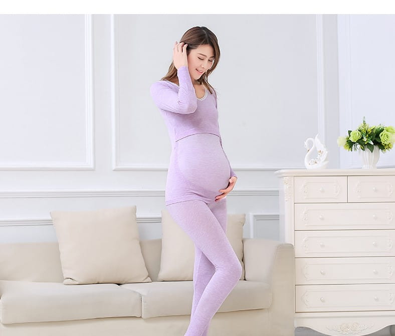 Autumn clothes for pregnant women