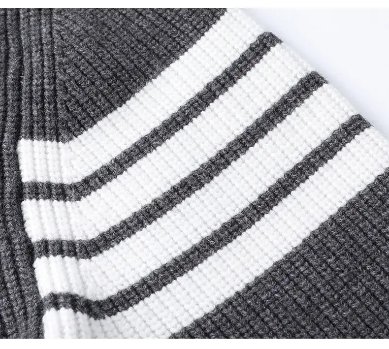 Loose-fitting Pullover Round-neck Men’s Bottoming Shirt