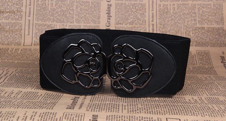 Black elastic belt with floral buckle from 3 Women’s Belts collection.