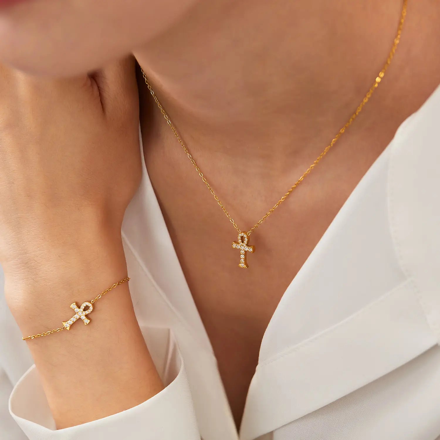 All-match Titanium Steel Full Diamond Temperament Cross Necklace