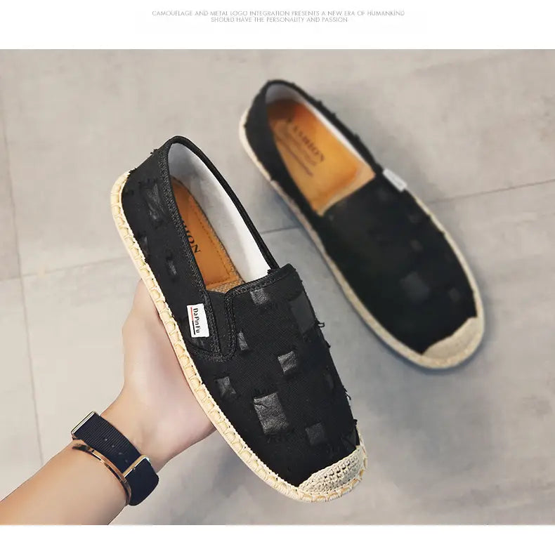 Men’s canvas shoes