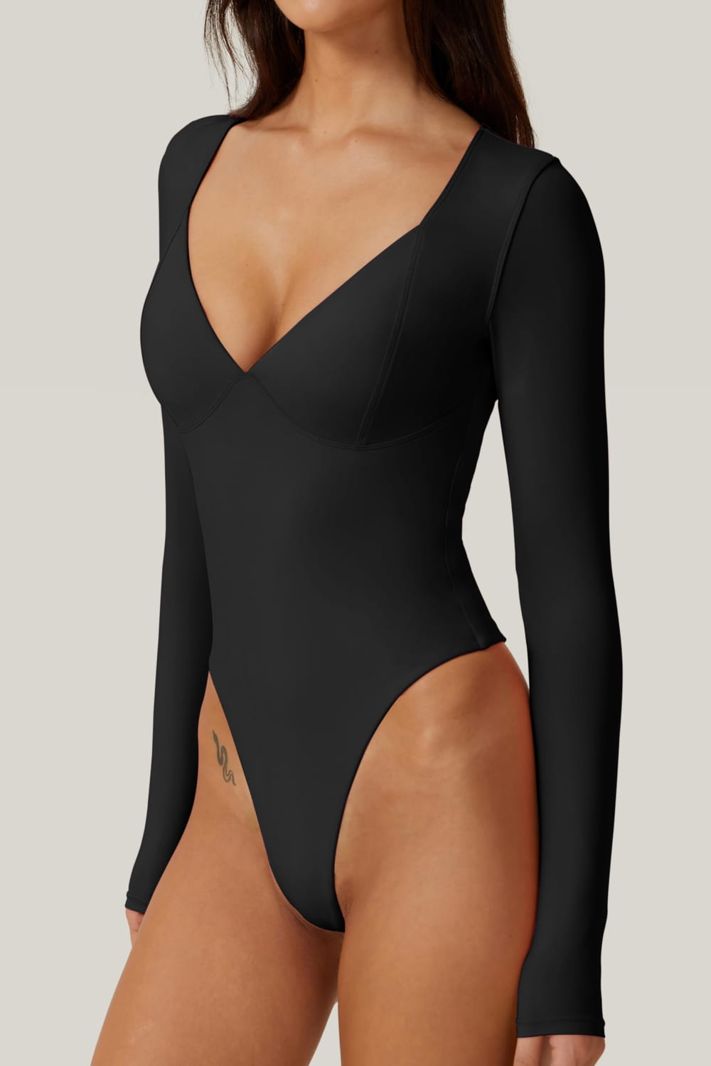 Women’s Short Sleeve Bodysuit V Neck Body Suits Seamed Cup Going Out Tops Shirt
