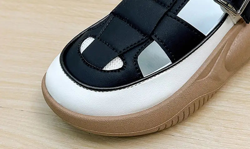 Thick-soled Closed-toe Slippers Summer Outdoor Garden Hollow Buckle Slide Sandals Casual Beach Shoes