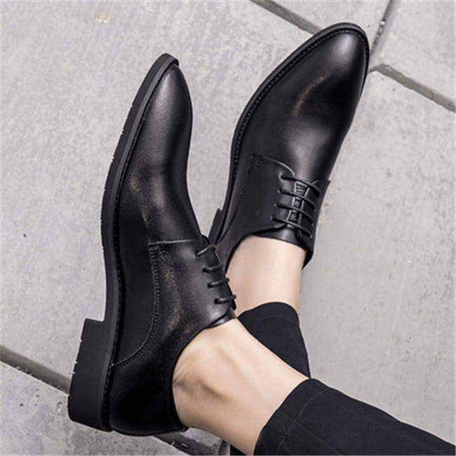 Formal British casual shoes
