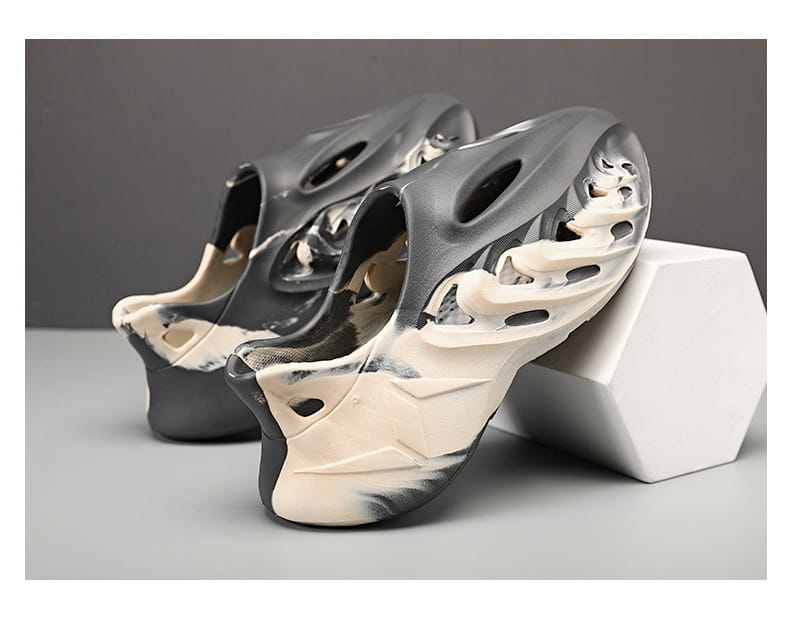 Camouflage Coconut Hole Shoes Men