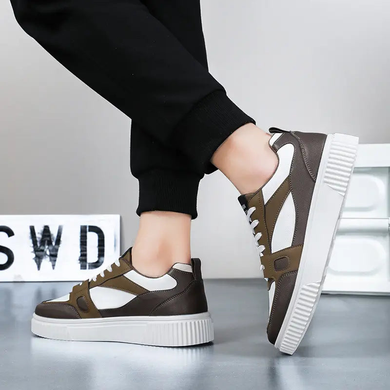 Men’s American Retro Low-top Breathable Casual Skateboard Shoes