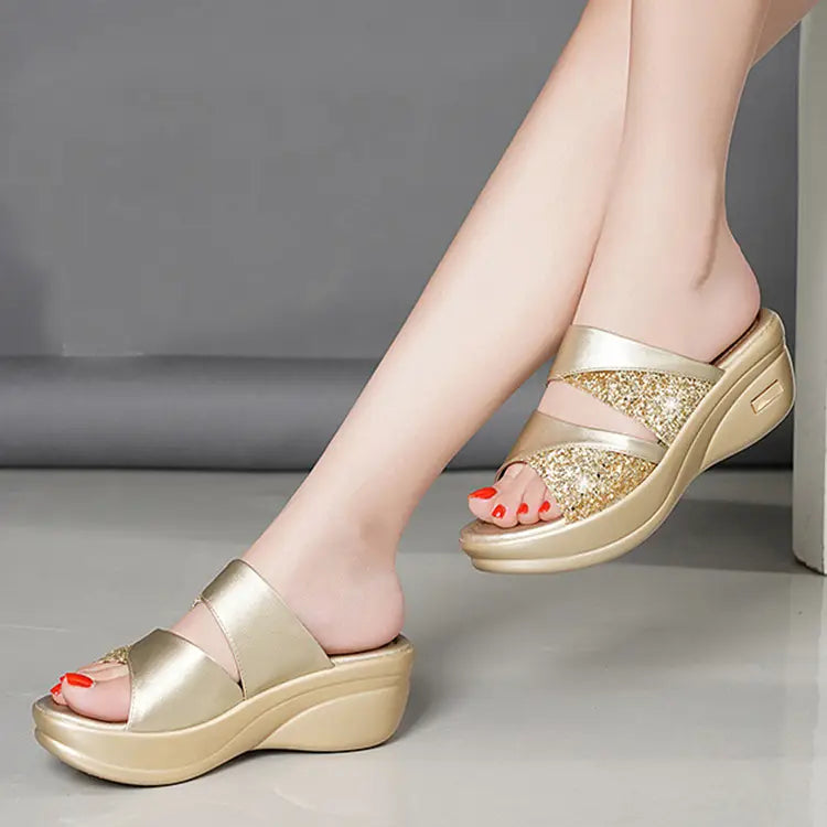 Fish Mouth Sequined Slippers