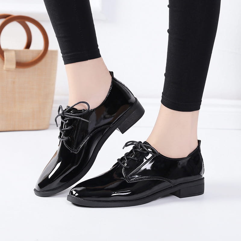 Women’s All-match Flat Low Heel Vintage Leather Shoes