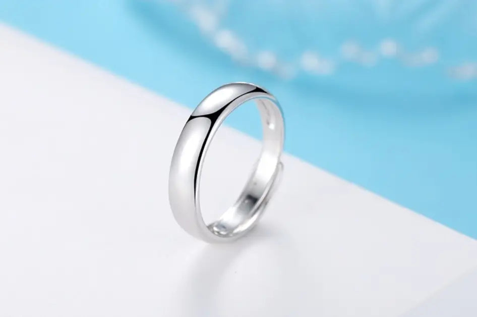 Glossy Ring Simple Men’s Silver Ring