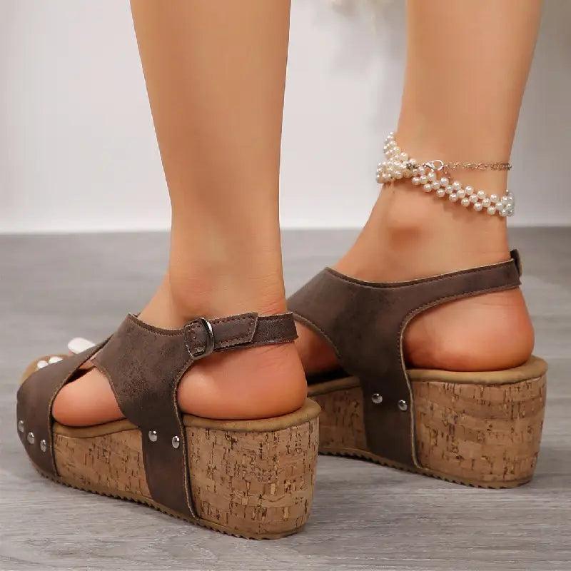 Women’s Rivet Wedges Snadals