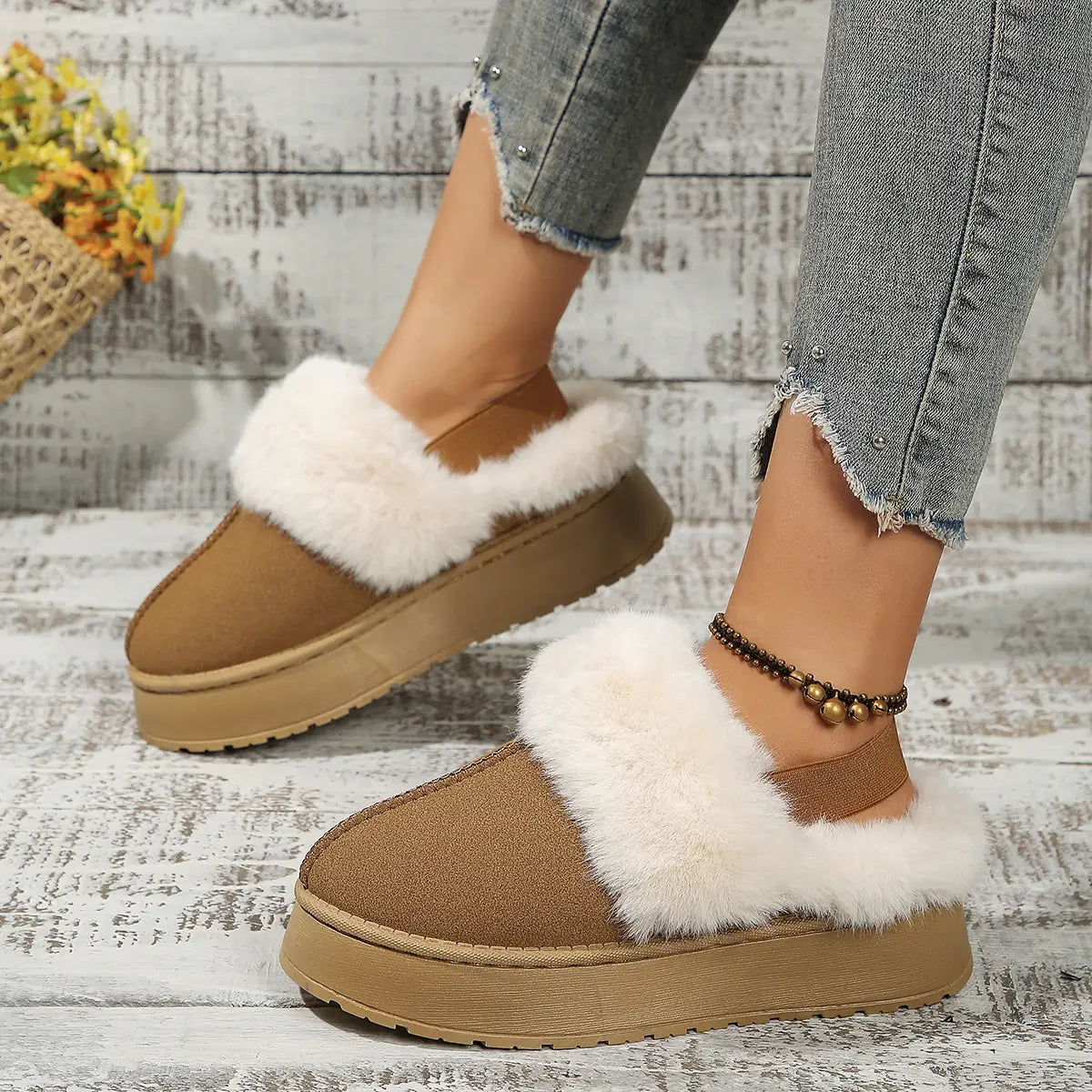 Winter Plush Home Slippers With Back-heeled Elastic Band Design Fashion Round Toe Flat Garden Shoes Warm Floor Slipper