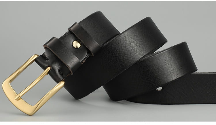 Black leather belt with gold buckle from Handmade Casual Trend Men’s Belts Cowhide.