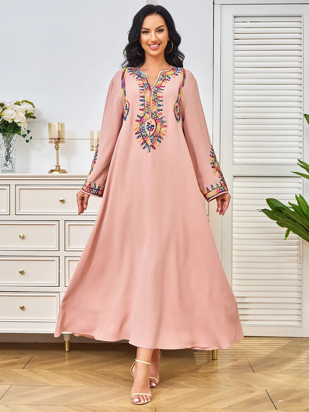 New Female Dress New Embroidery Dress