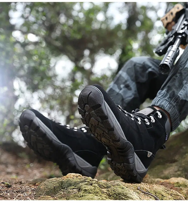 Men’s Middle High Top Autumn And Winter Mountaineering Plus Size Hiking Boots
