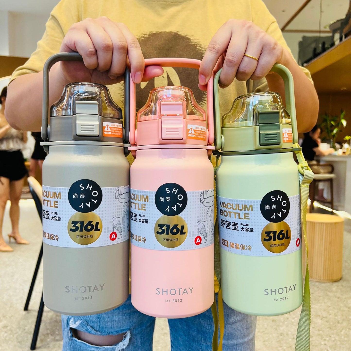 Portable And Fashionable Stainless Steel Large Capacity Sports Kettle