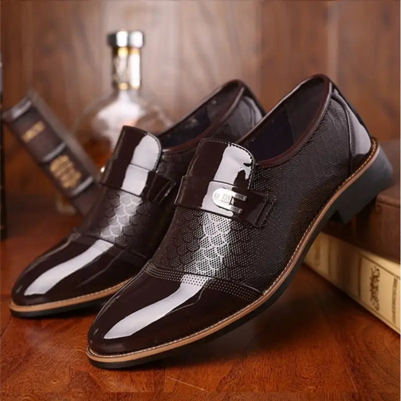 Black leather shoes Beyond Trends Hub