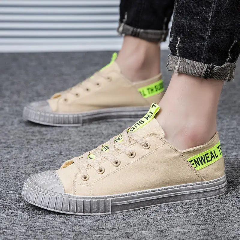 Breathable canvas shoes