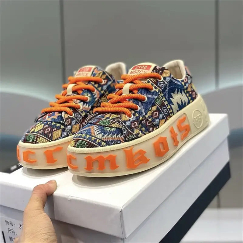 Breathable Low Top Printed Board Shoes Men’s Versatile Cloth Shoes
