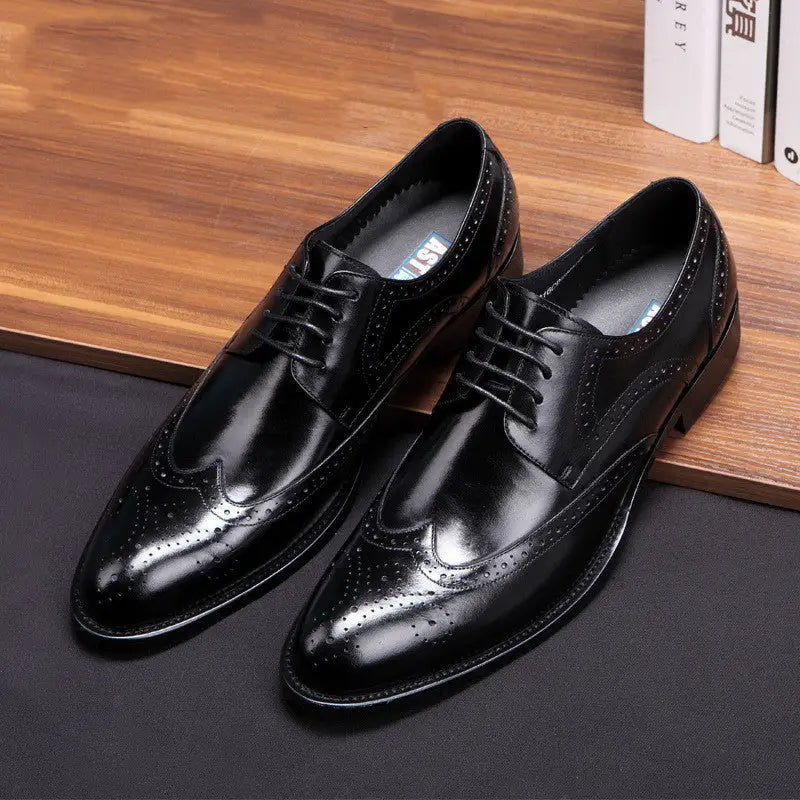 Brogues leather shoes Beyond Trends Hub