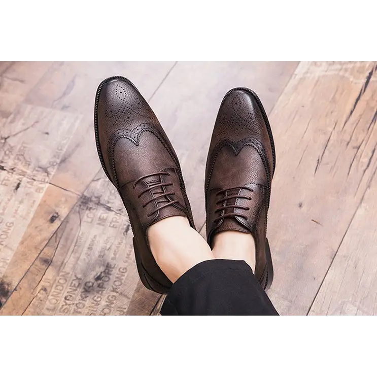 Business dress shoes with pointed toes Beyond Trends Hub