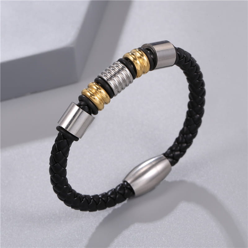 Selling Stainless Steel Men’s Leather Bracelets Simple And Versatile Punk Bracelets Men’s Jewelry And Bracelets