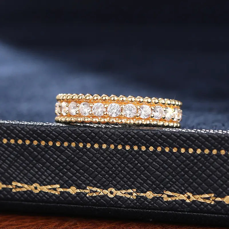 Full Diamond Geometric Ring Female Shiny Ornament