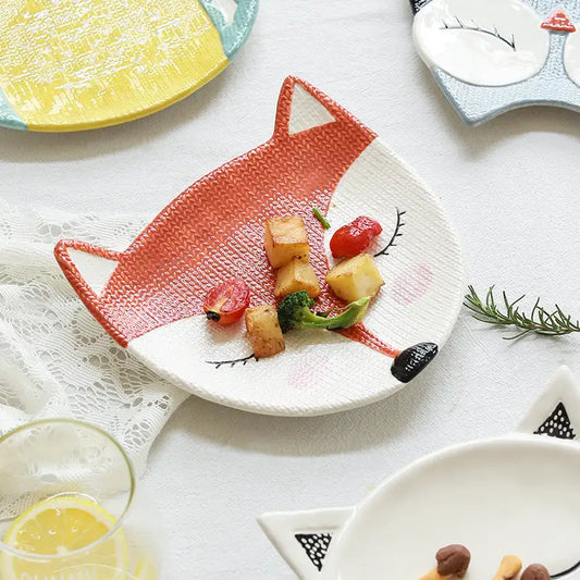 Children's cartoon plates - Beyond Trends Hub 
